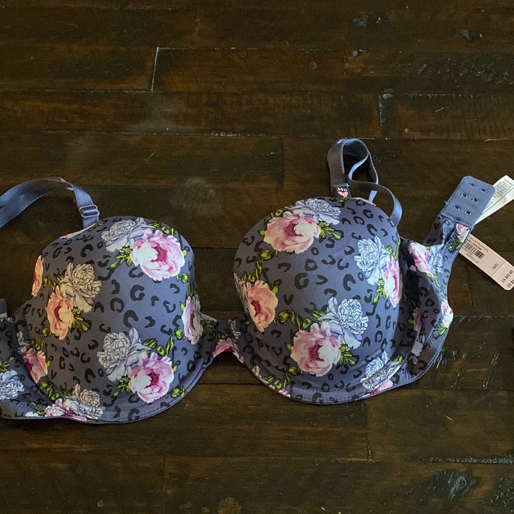 Victoria Secret bra